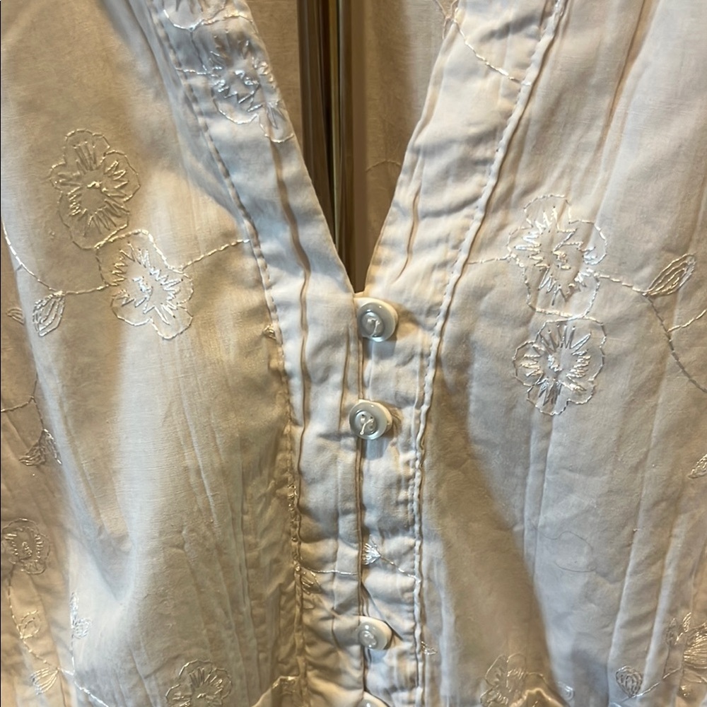 St. John's Bay White Button Down Shirt - Picture 5 of 8